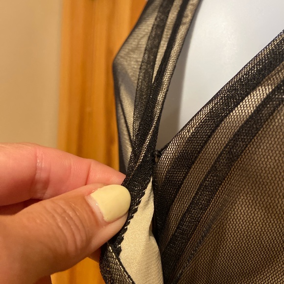 Anthropologie cocktail dress, size 2, light gold with black mesh overlay - Picture 4 of 6